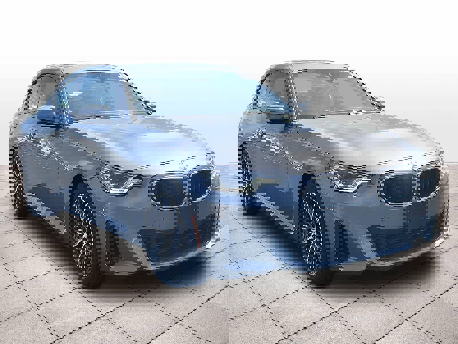 Used 2025 BMW 230i 230i w/ Premium Package image 2