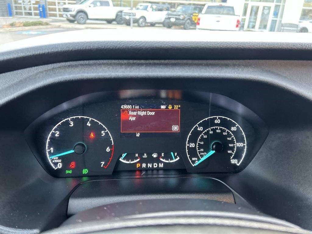 Used 2023 Ford Transit 350 XLT image 28