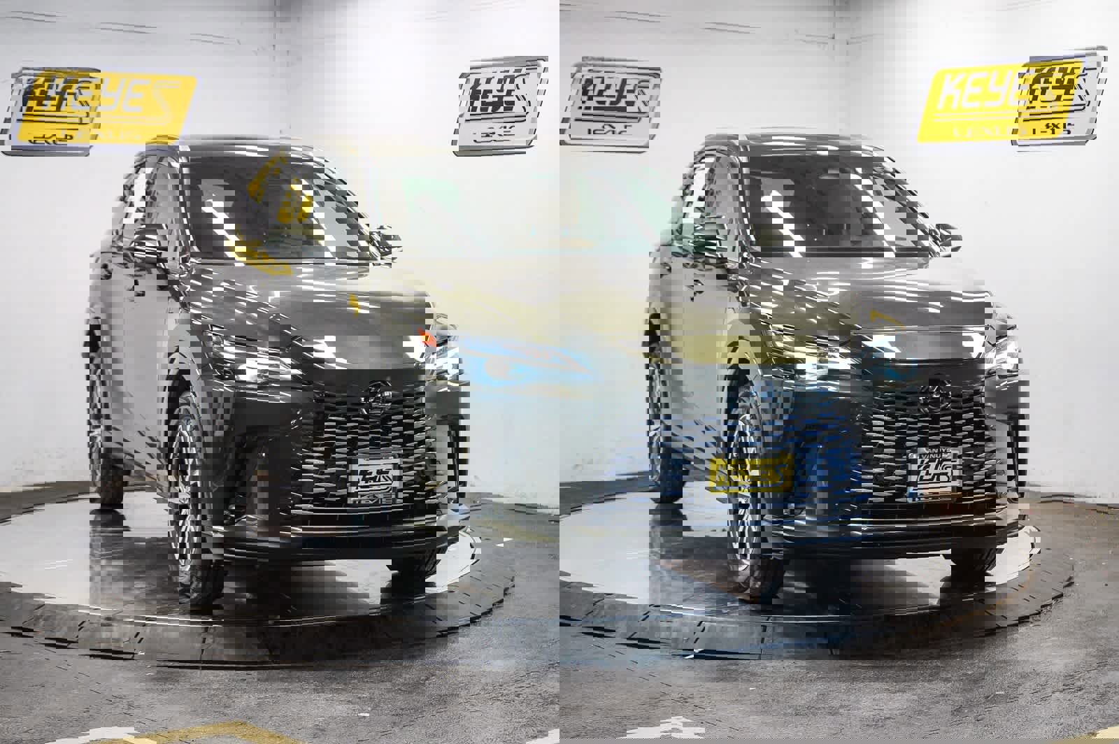 Used 2025 Lexus RX 350 FWD image 5