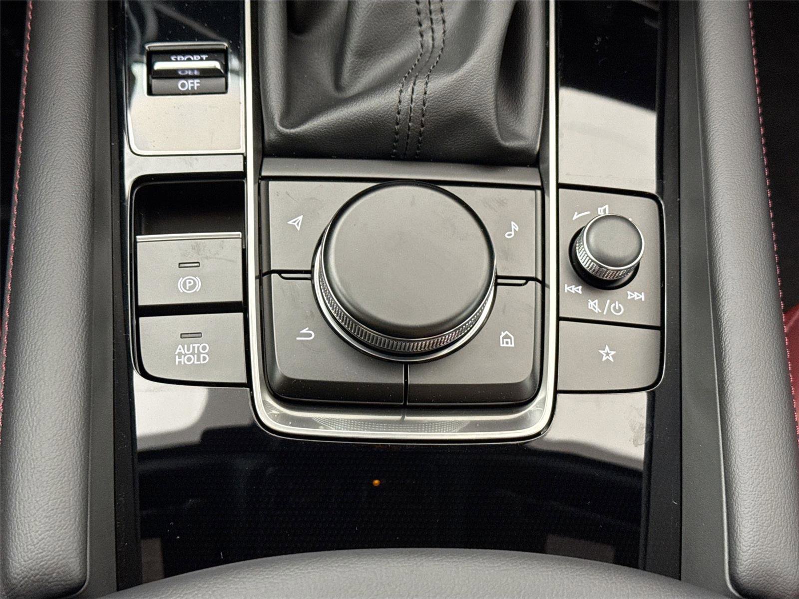 New 2026 MAZDA MAZDA3 Carbon image 28