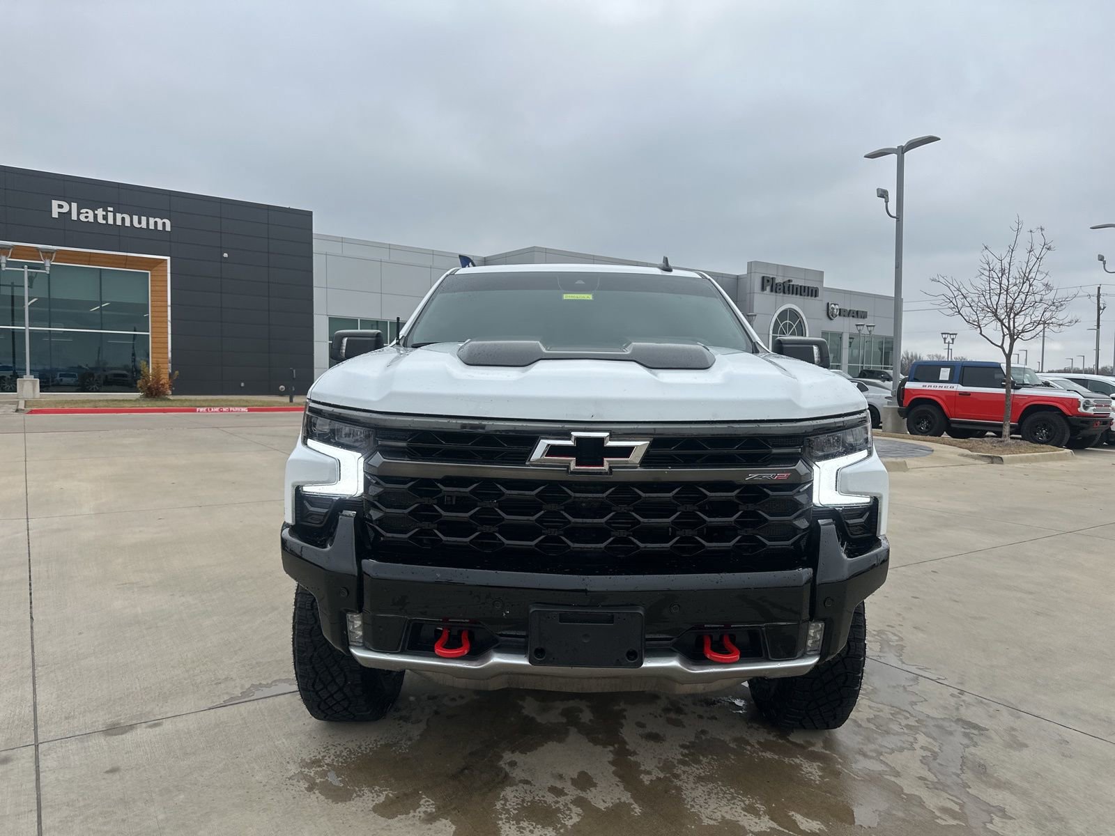 Used 2025 Chevrolet Silverado 1500 ZR2 w/ Technology Package image 9