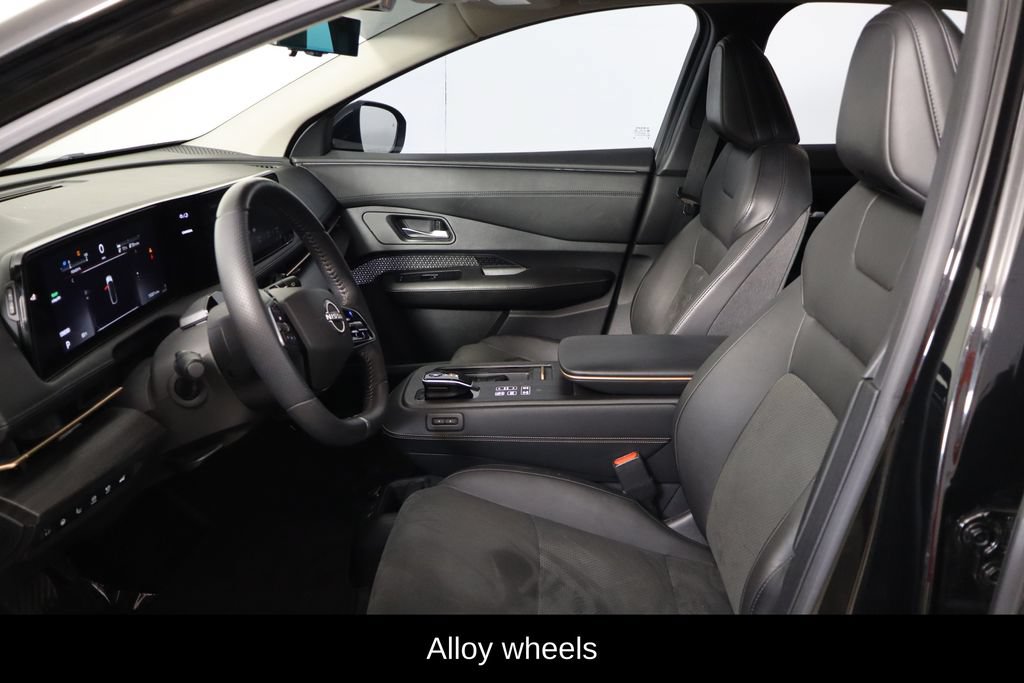 Used 2023 Nissan Ariya FWD image 14