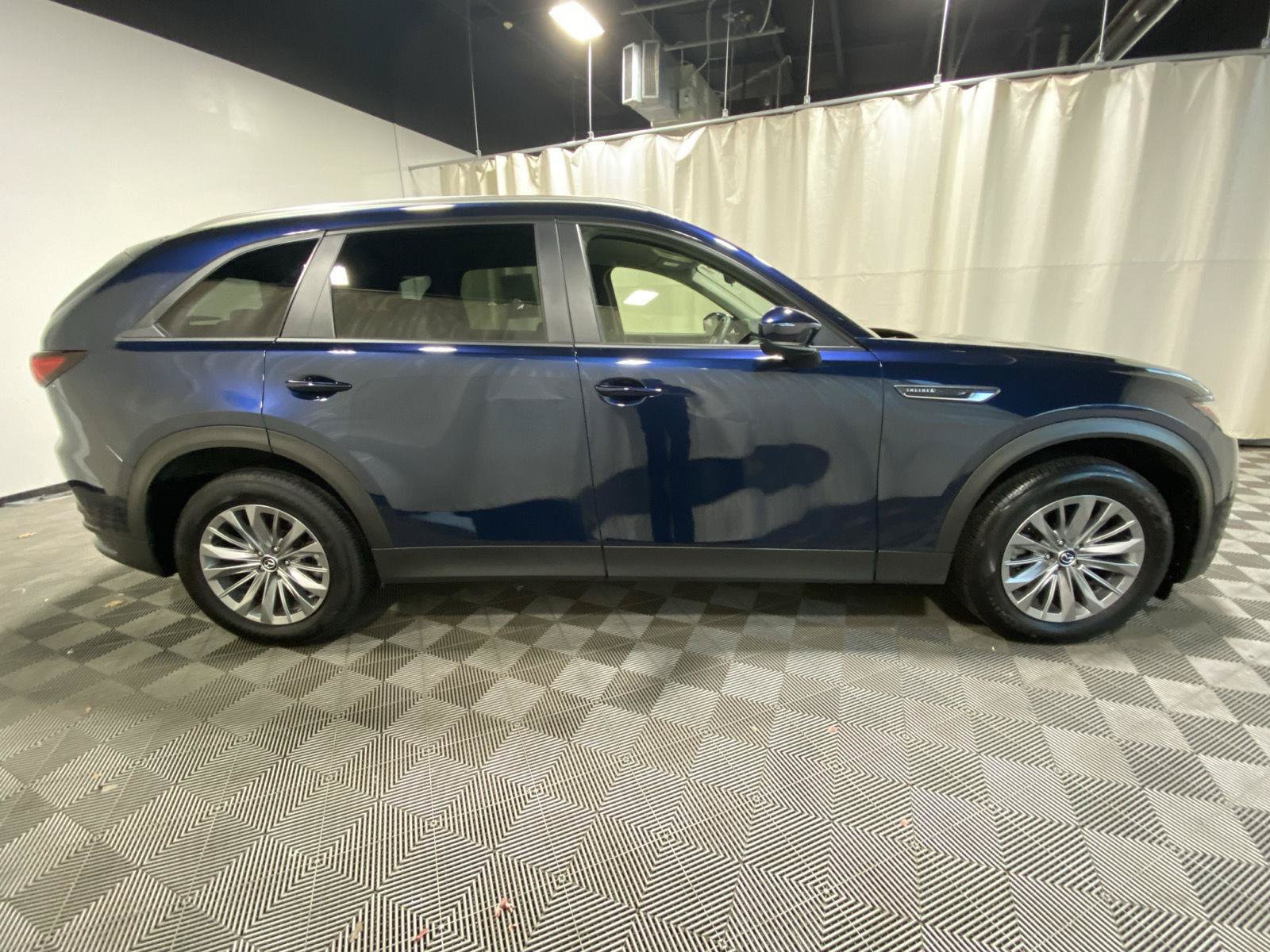 Used 2026 MAZDA CX-90 3.3 Turbo w/ Select Package AWD/4WD image 8
