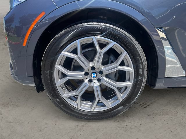 Used 2019 BMW X7 xDrive40i w/ Premium Package AWD/4WD image 9