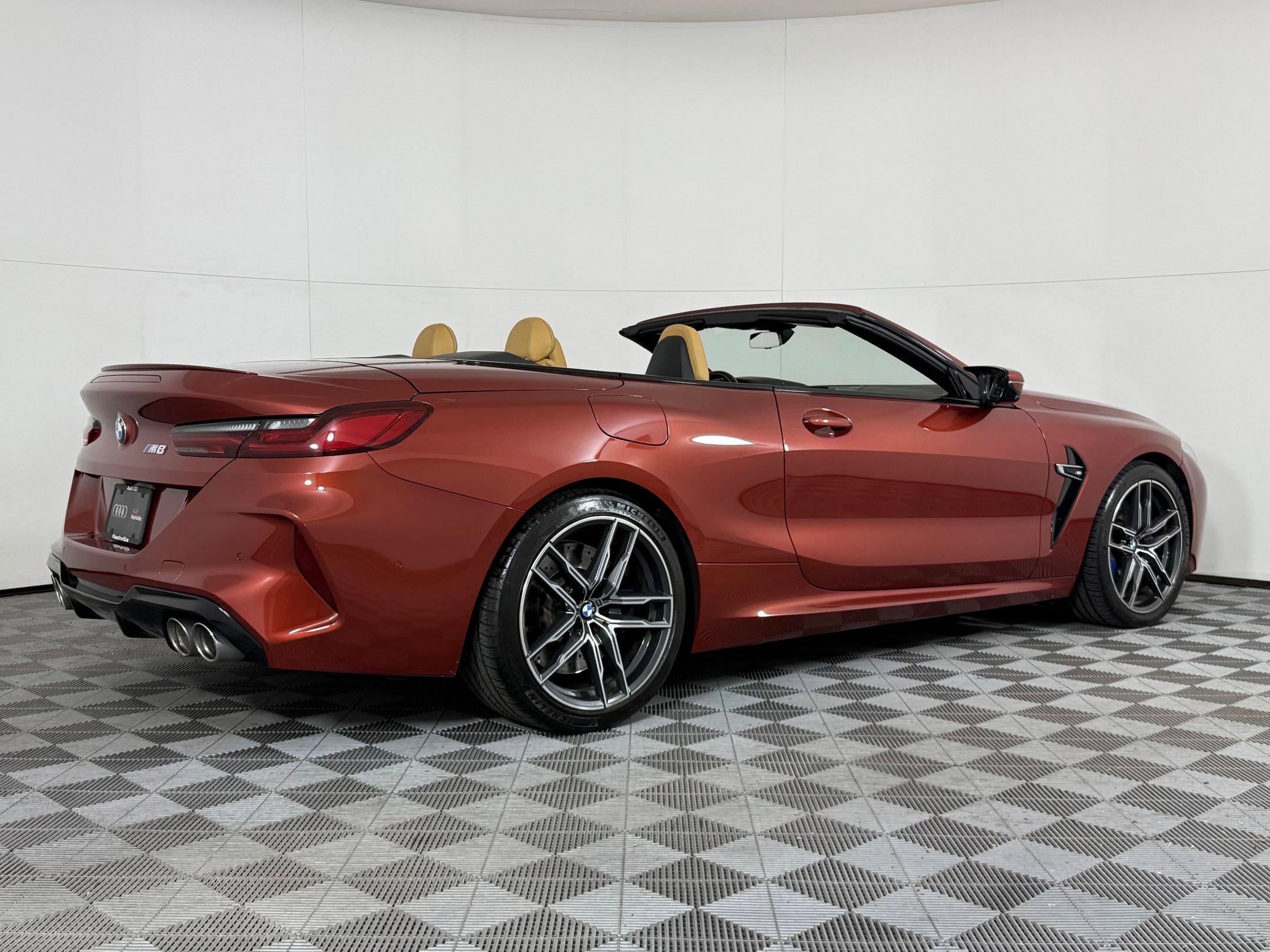 Used 2020 BMW M8 Convertible w/ M Driver's Package image 38