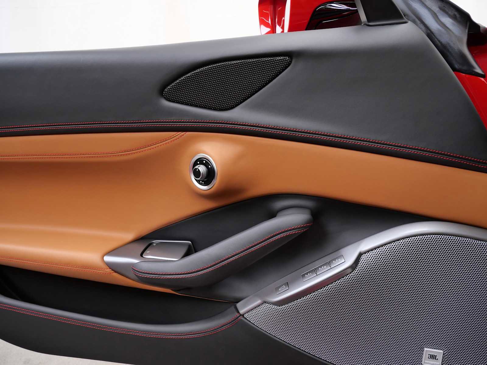 Certified 2022 Ferrari Portofino M image 32