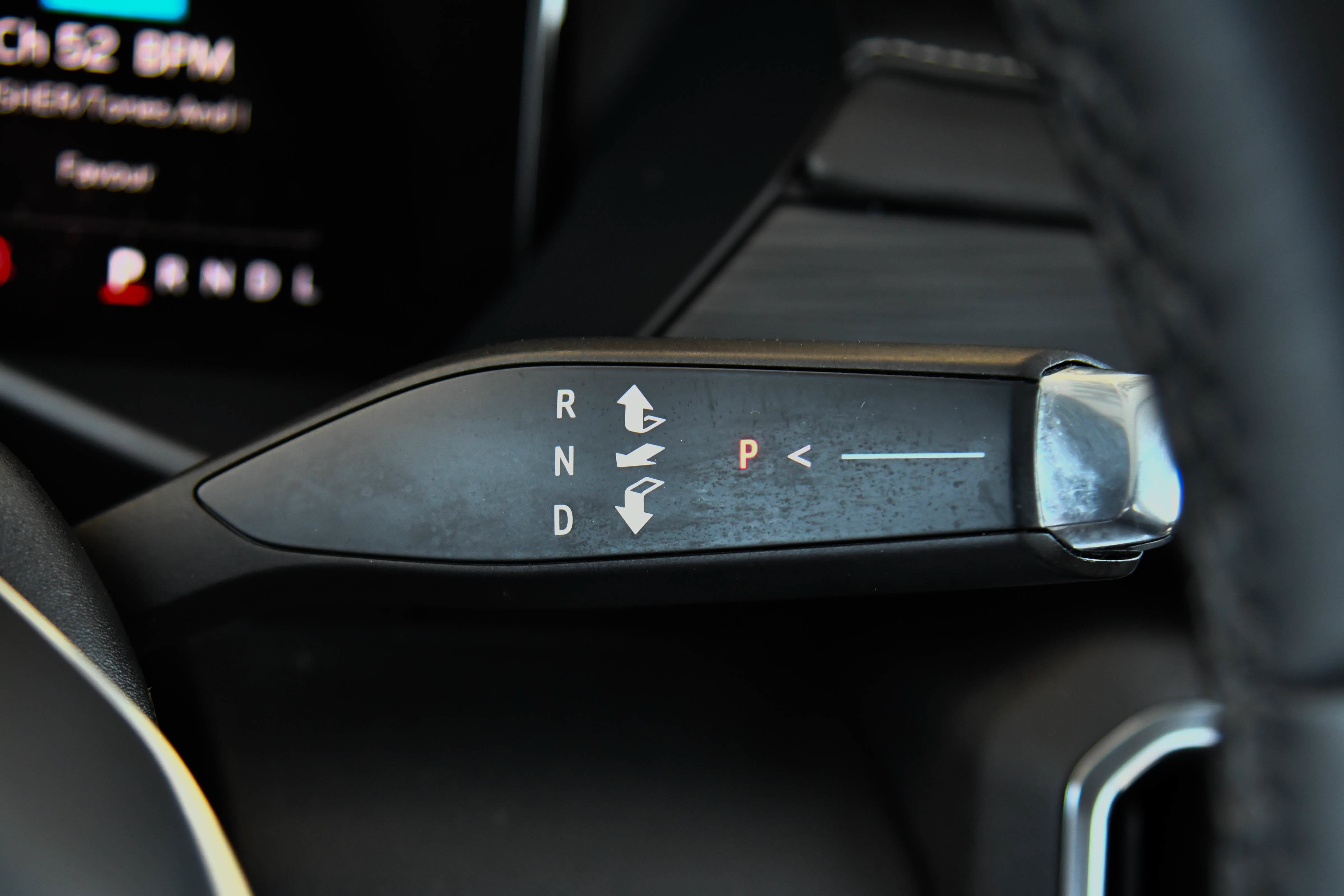 Used 2024 GMC Acadia Elevation FWD image 34