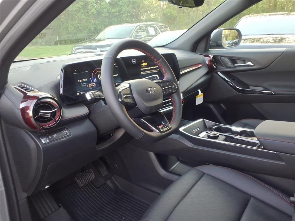 New 2026 Chevrolet Equinox RS w/ Convenience Package III FWD image 12