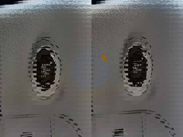 Certified 2023 Chrysler Pacifica Limited image 36