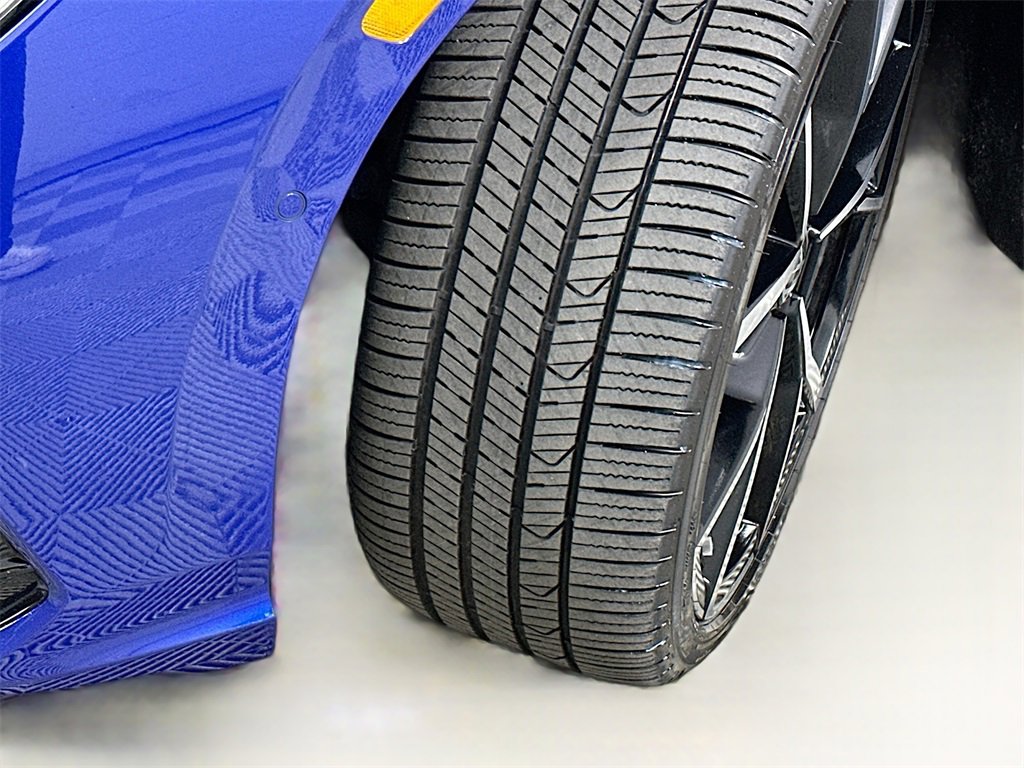 Certified 2024 Volkswagen Golf R image 25