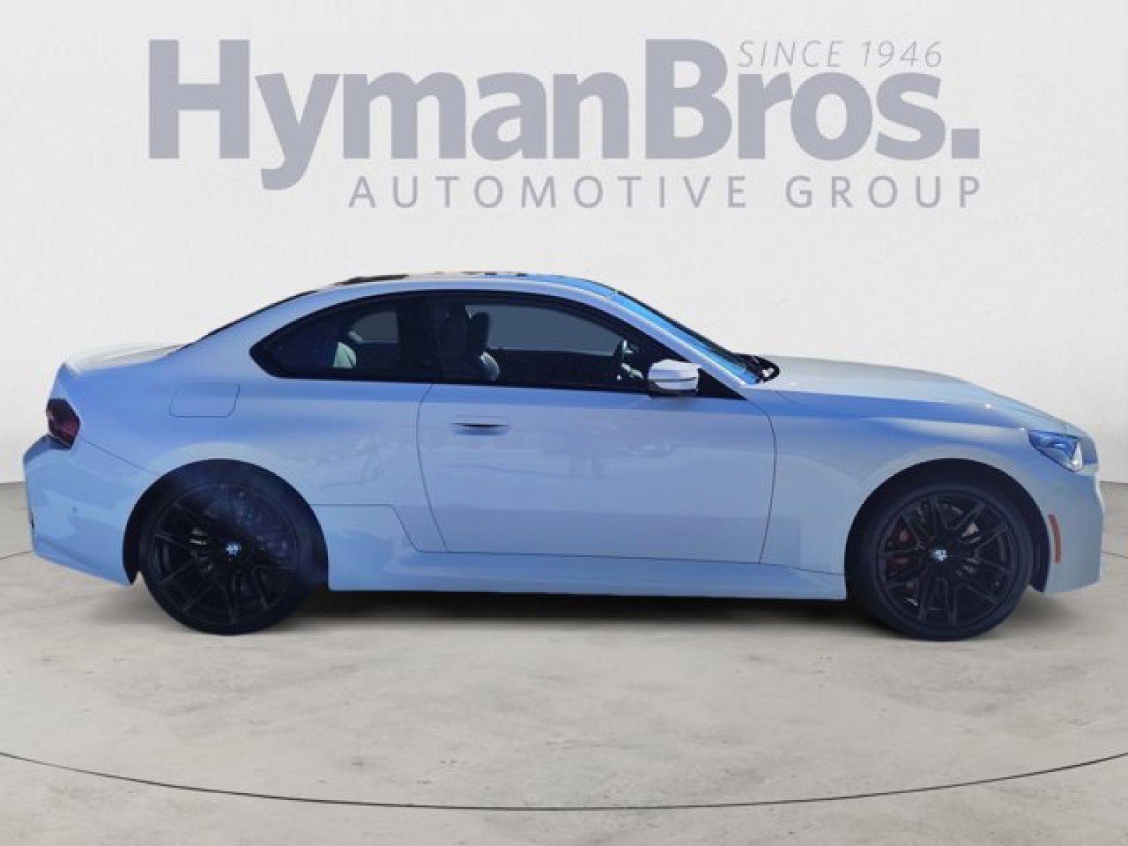 Used 2024 BMW M2 Carbon Roof, Live Cockpit Pro, w/ Lighting Package image 2