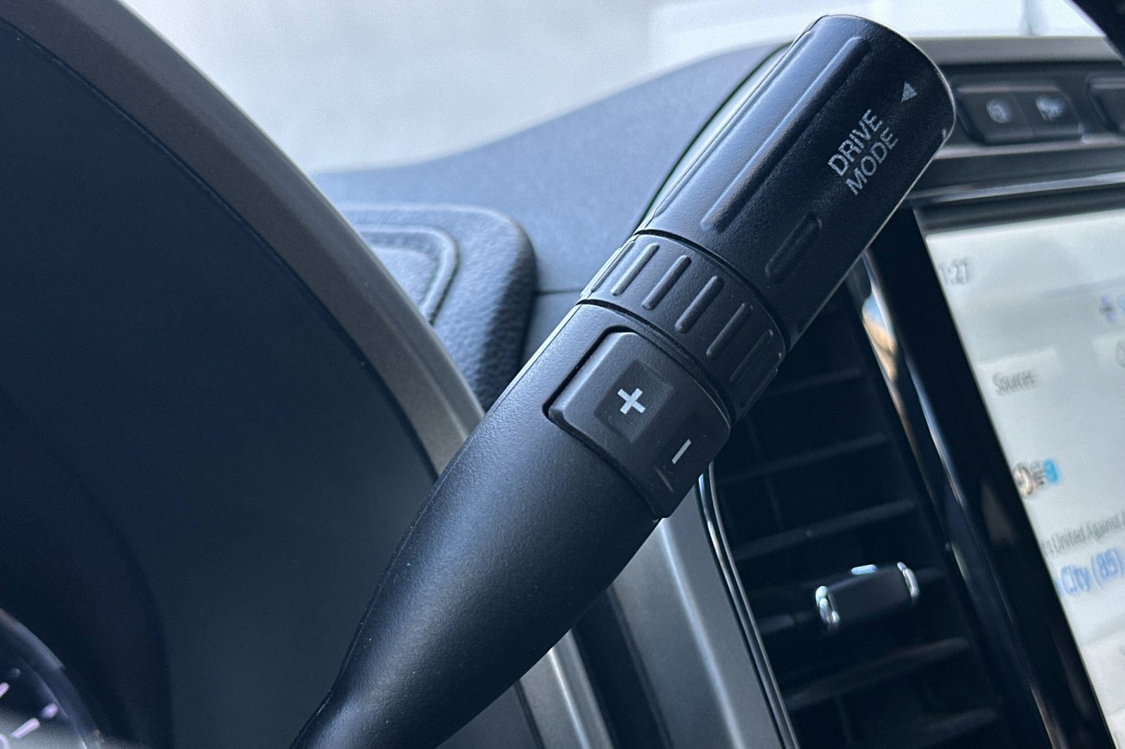 Used 2022 Ford F250 Lariat w/ Lariat Value Package image 20