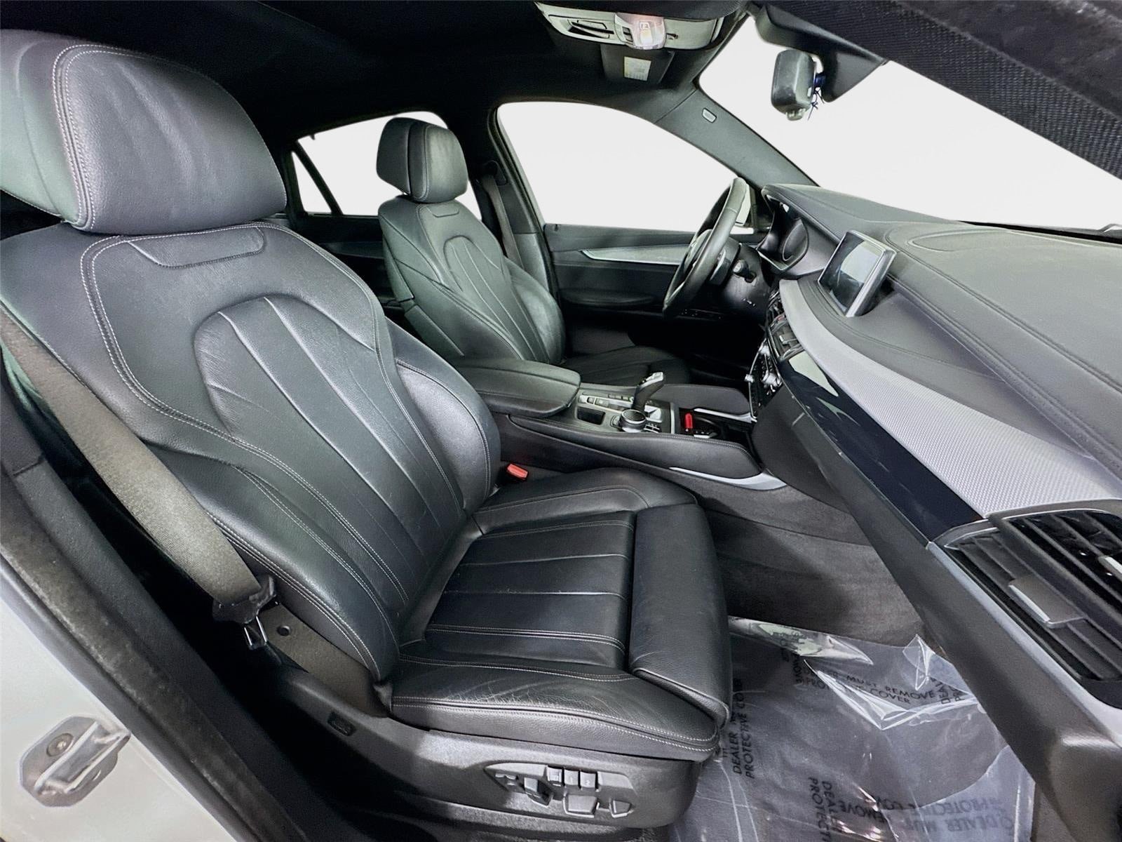 Used 2019 BMW X6 sDrive35i w/ M Sport Package RWD image 30