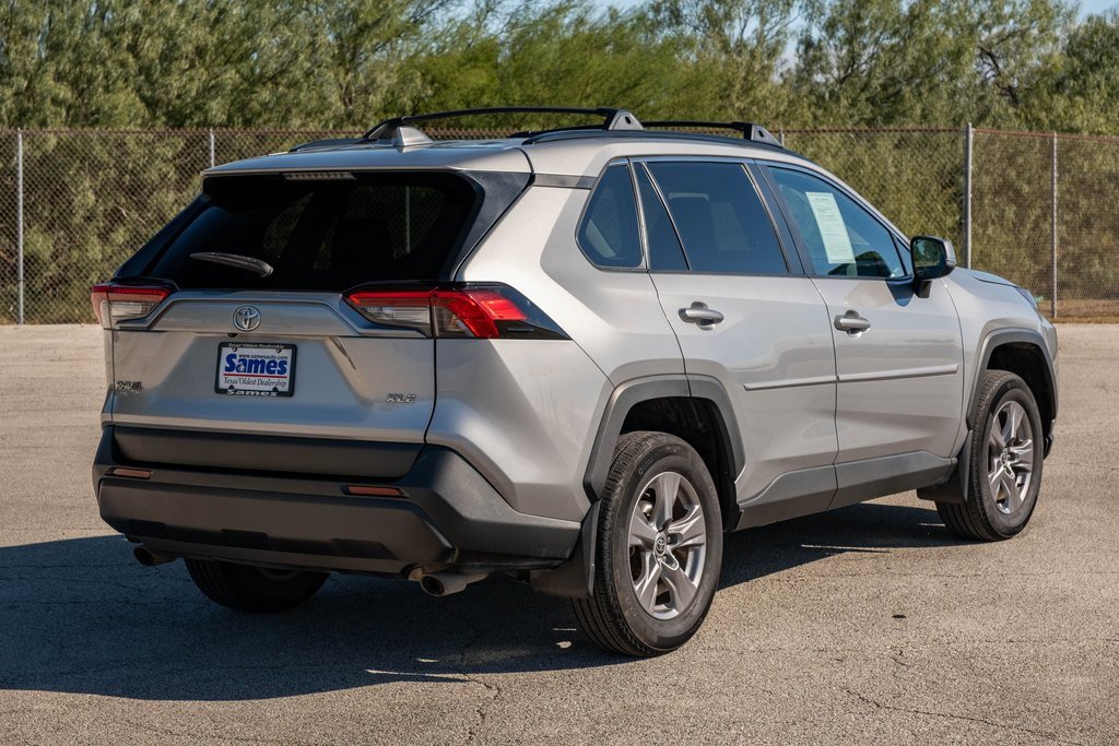Used 2023 Toyota RAV4 XLE image 7