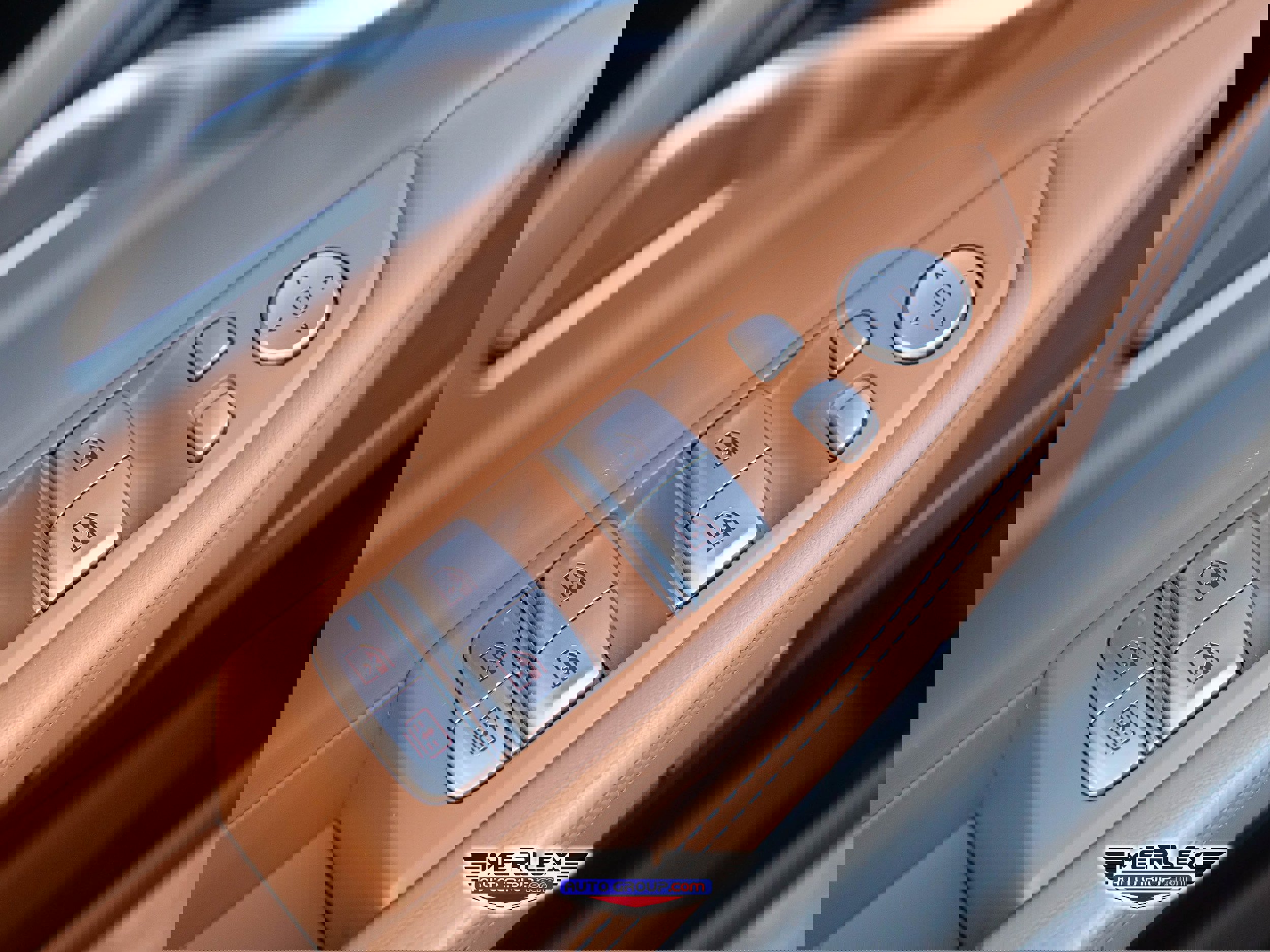 Used 2018 BMW 750i w/ Executive Package image 41