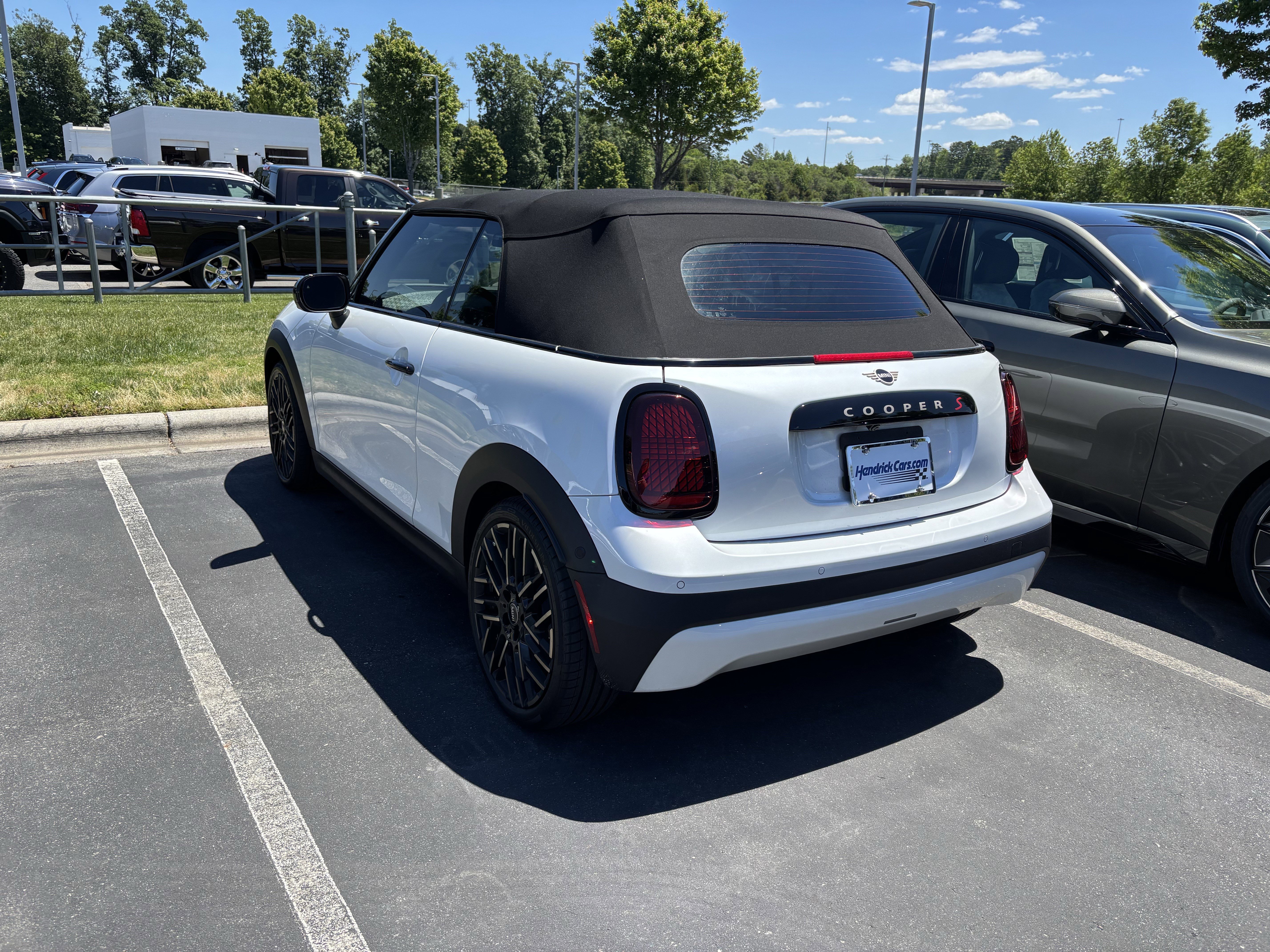 Used 2026 MINI Cooper S FWD image 15