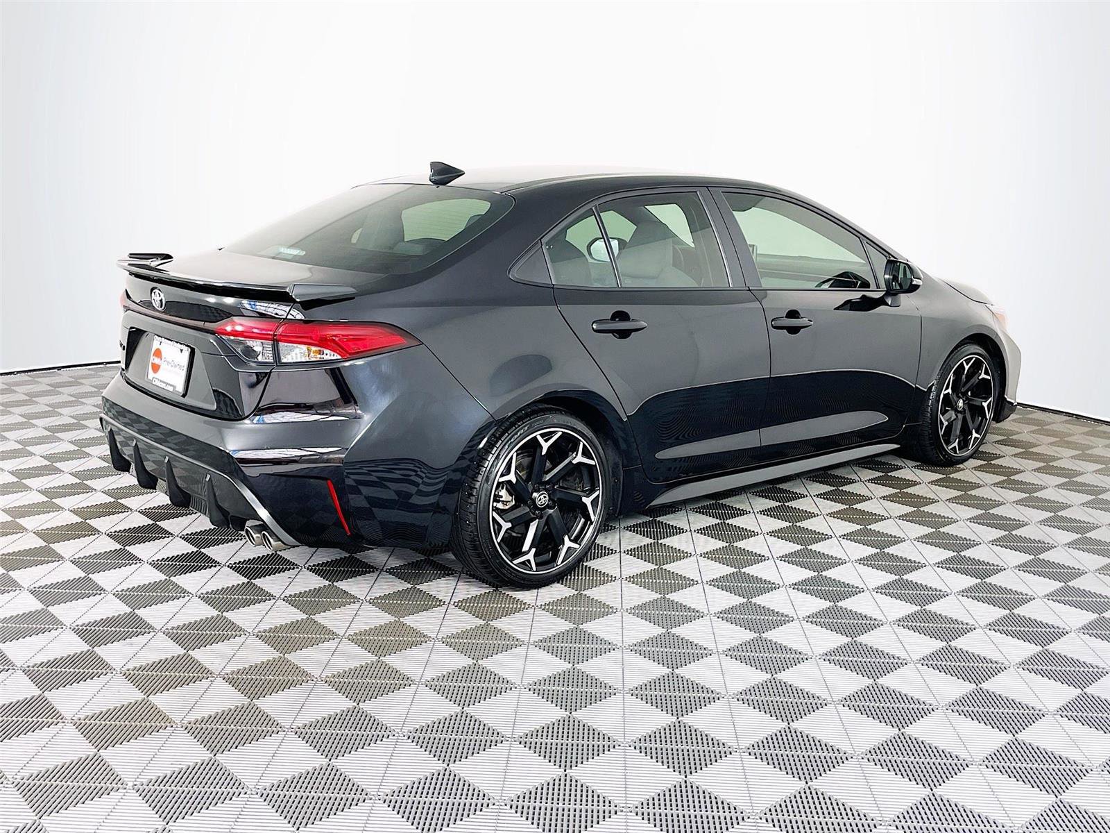 Used 2025 Toyota Corolla FX w/ Convenience Package image 9