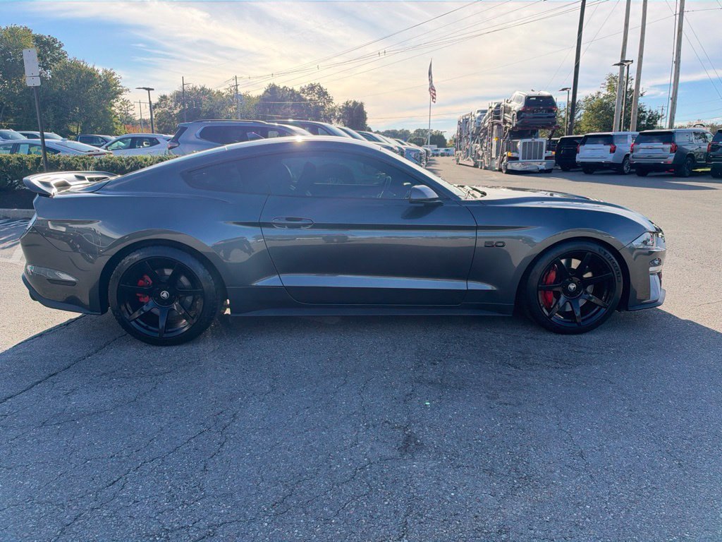 Used 2020 Ford Mustang GT Premium w/ GT Performance Package RWD image 8