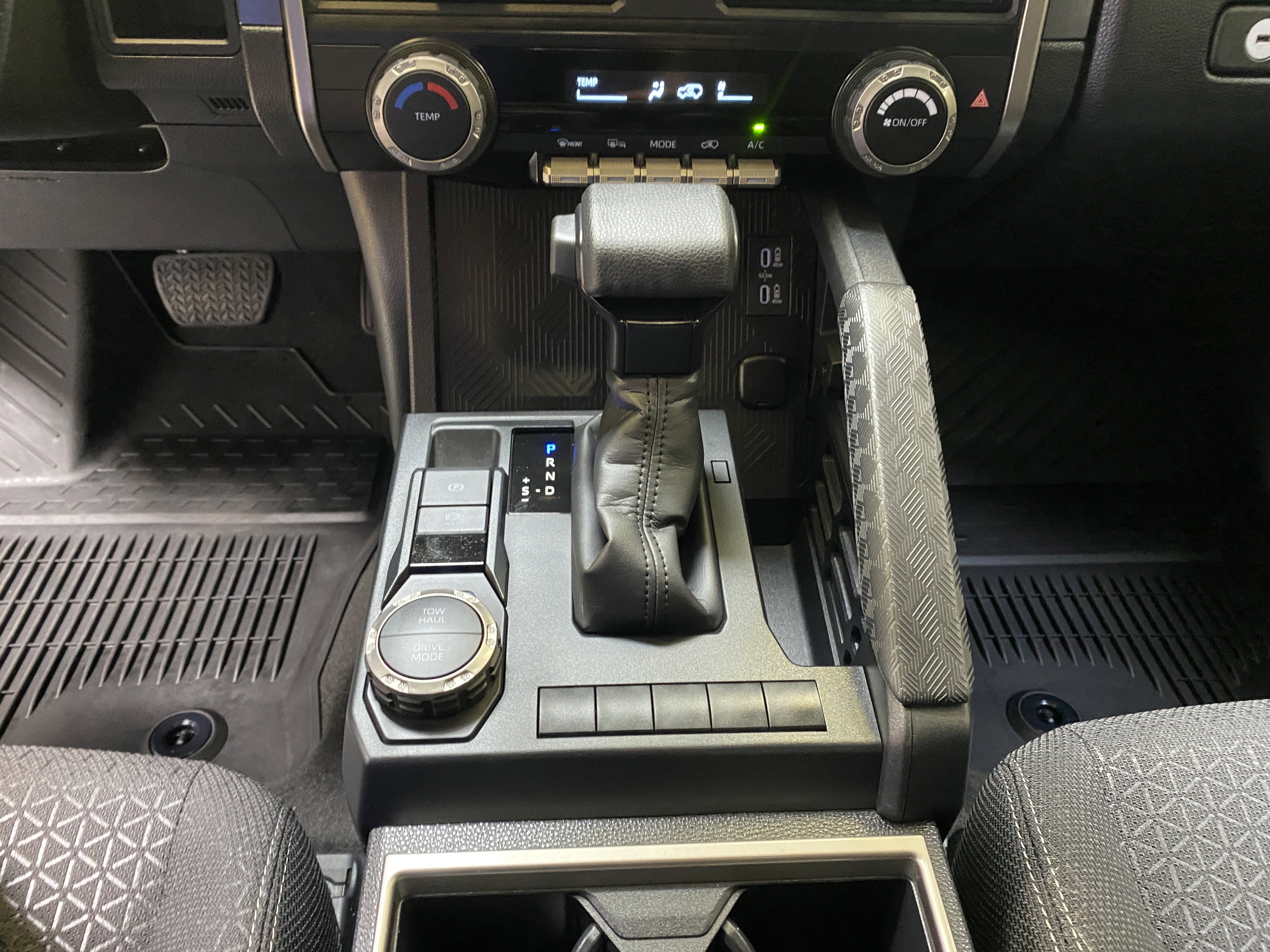 Used 2025 Toyota 4Runner SR5 image 40