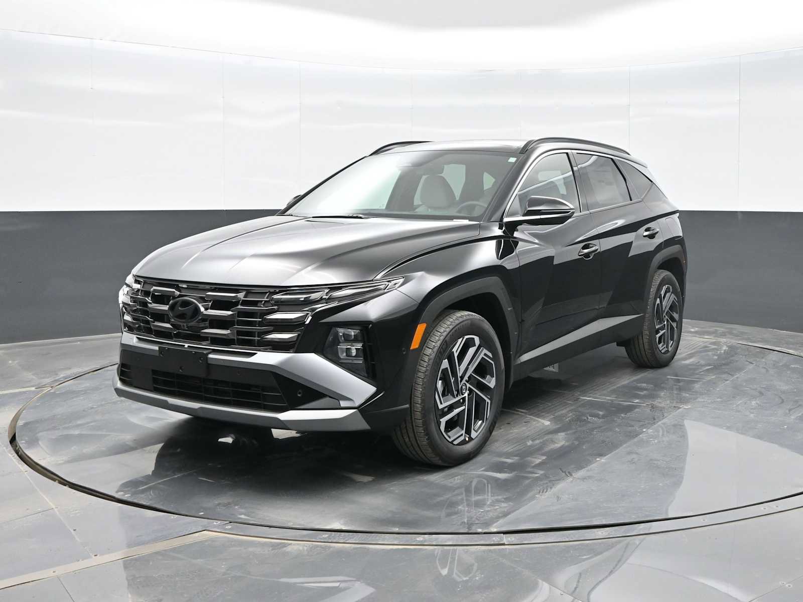 New 2026 Hyundai Tucson Limited image 1