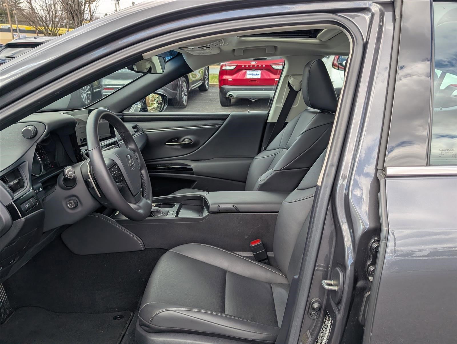 Certified 2025 Lexus ES 350 w/ Premium Package image 16