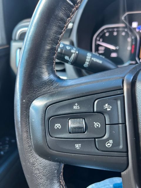 Used 2021 GMC Yukon AT4 w/ AT4 Premium Package AWD/4WD image 26