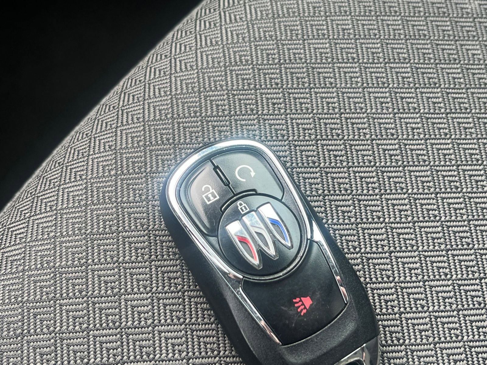 Used 2025 Buick Encore GX Preferred FWD image 22