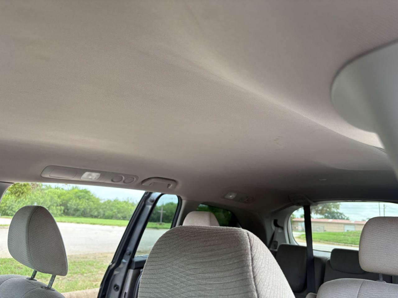 Used 2011 Honda Odyssey LX image 28