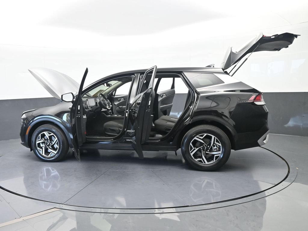 Used 2024 Kia Sportage LX image 69