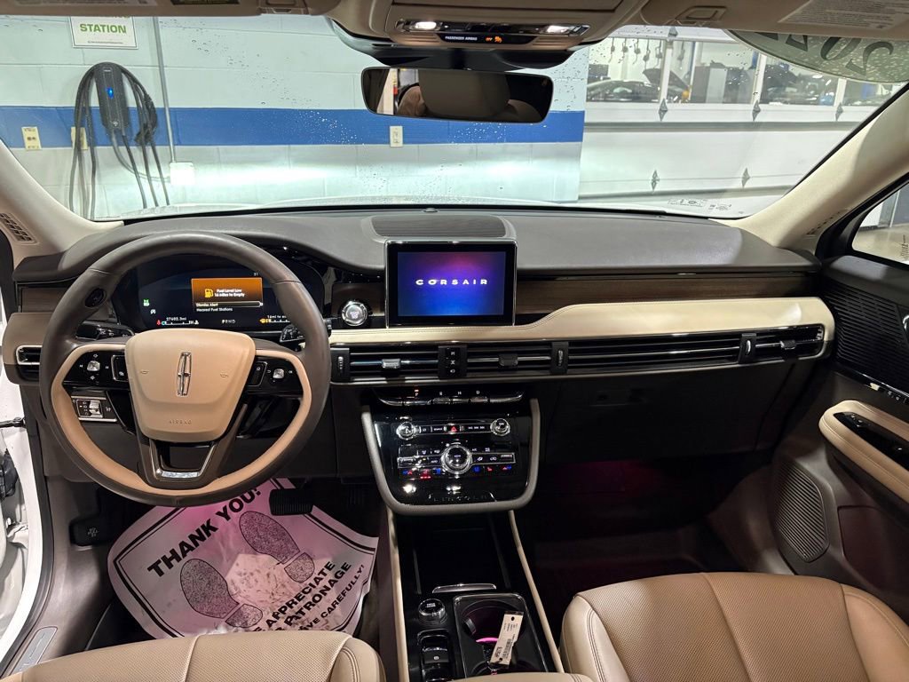 Used 2022 Lincoln Corsair Reserve w/ Equipment Group 201A image 11