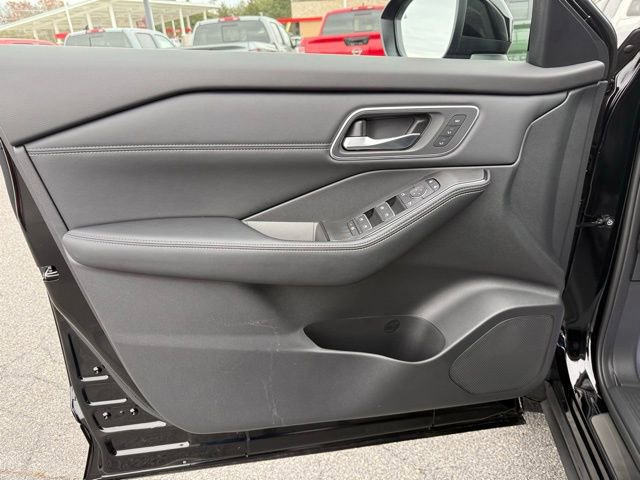 New 2026 Nissan Rogue Platinum w/ Platinum Premium Package image 10