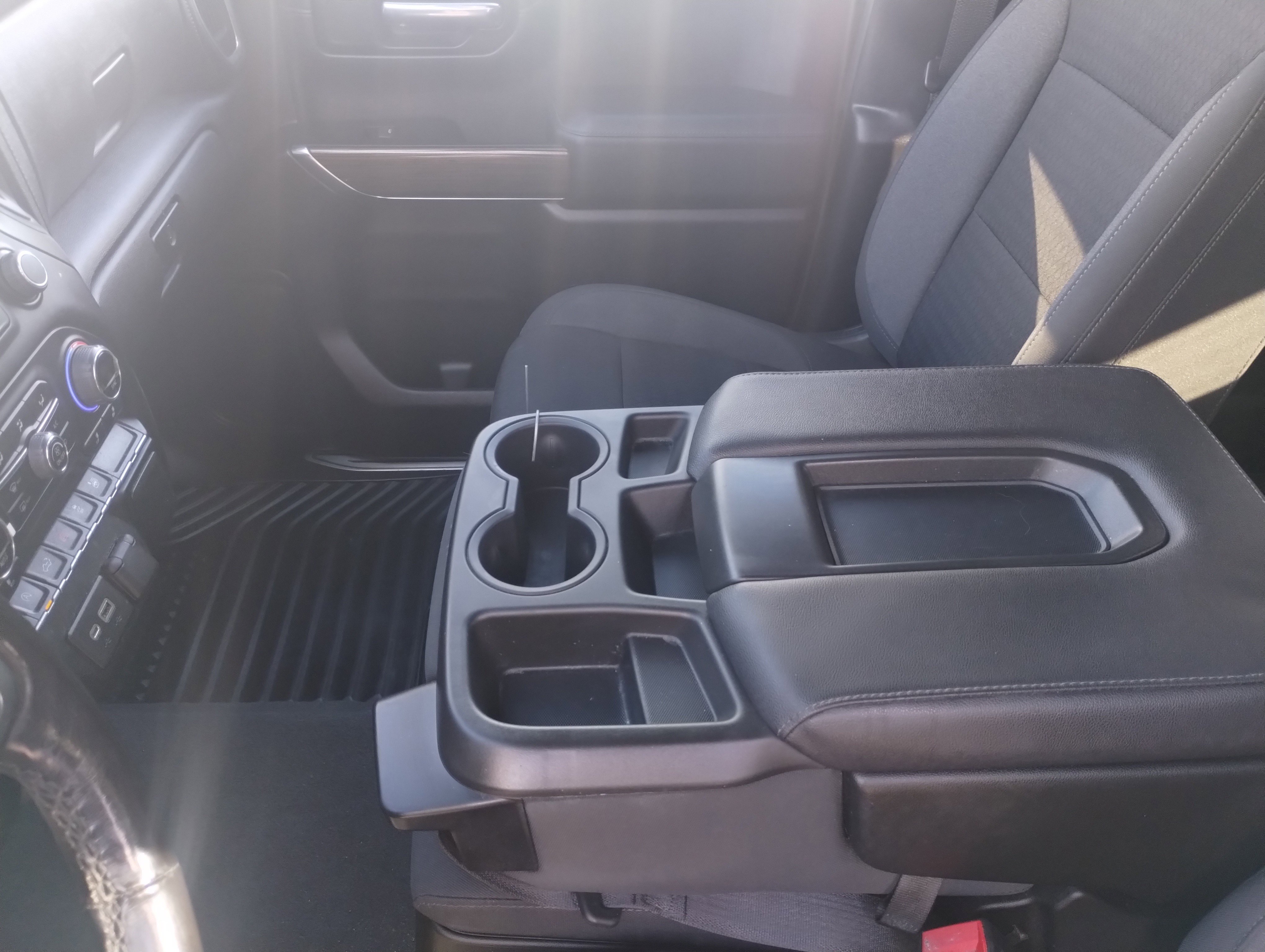 Used 2022 Chevrolet Silverado 1500 LT image 12