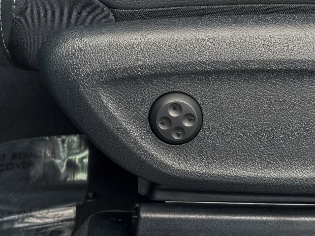 New 2026 Mercedes-Benz GLS 450 4MATIC image 38