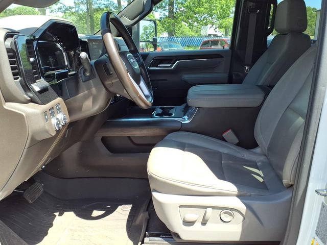 Used 2024 GMC Sierra 2500 SLT w/ SLT Premium Package AWD/4WD image 11