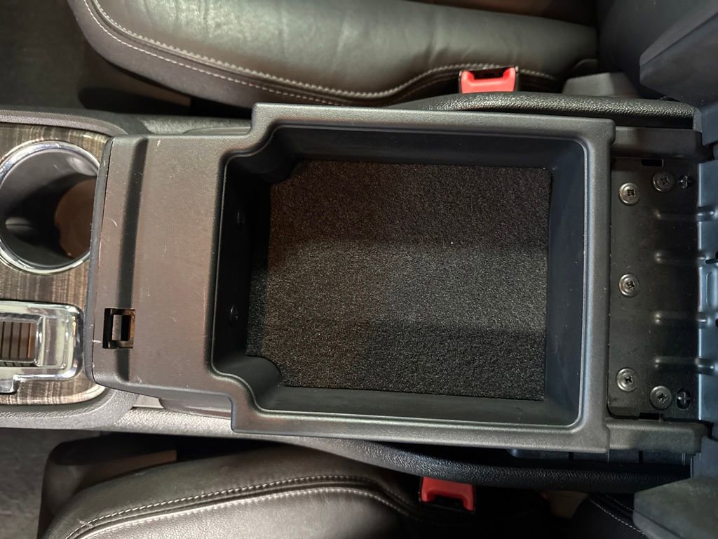 Used 2017 GMC Acadia Limited SLT image 24