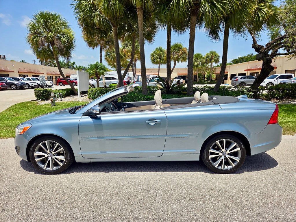 Used 2012 Volvo C70 T5 FWD image 11