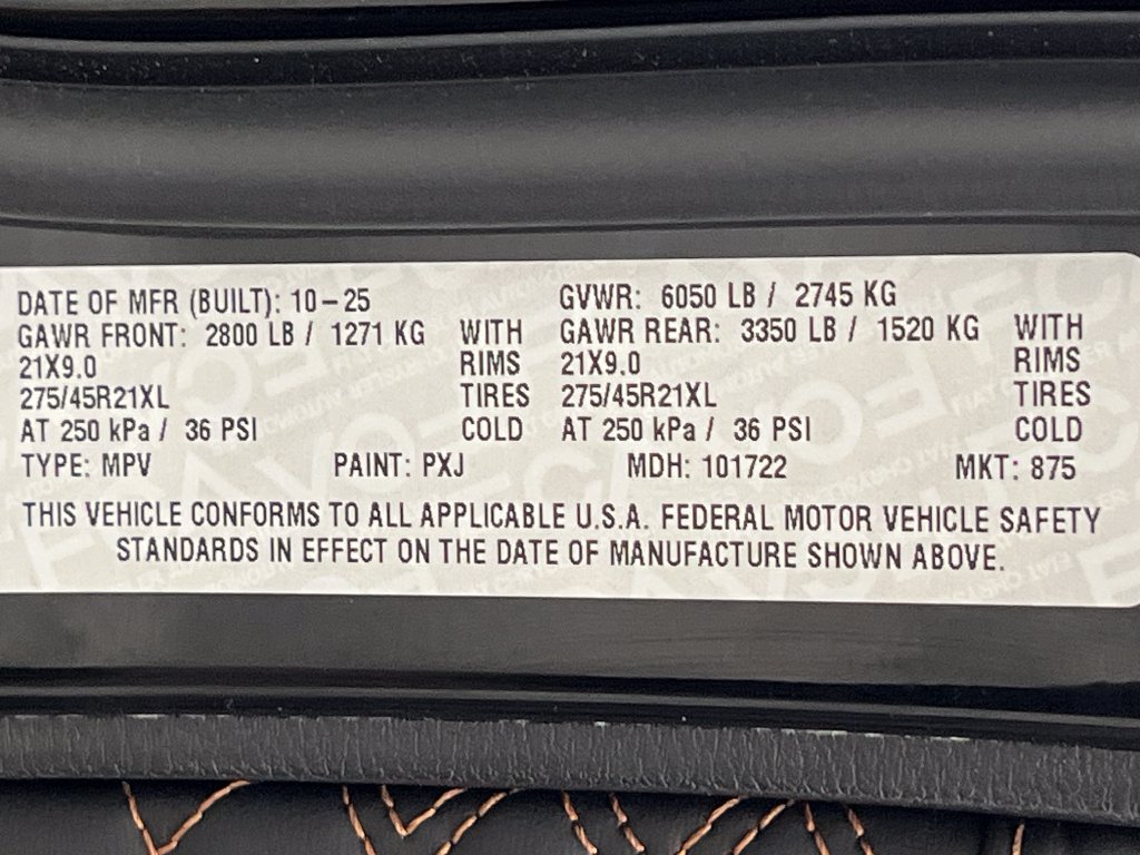 Used 2025 Jeep Grand Cherokee Summit w/ Obsidian Package AWD/4WD image 84