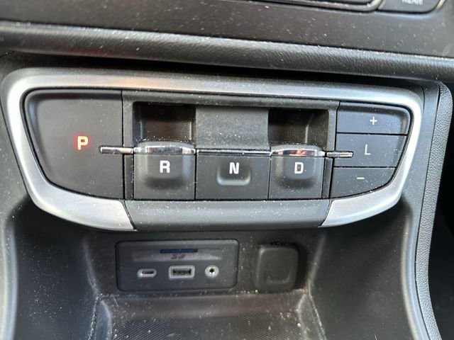 Certified 2024 GMC Terrain SLT FWD image 22