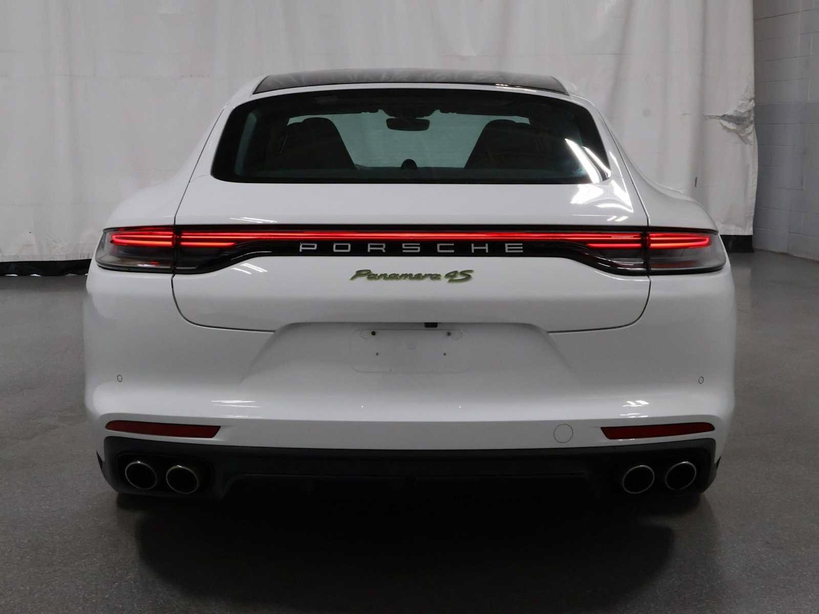 Certified 2023 Porsche Panamera 4S AWD/4WD image 7