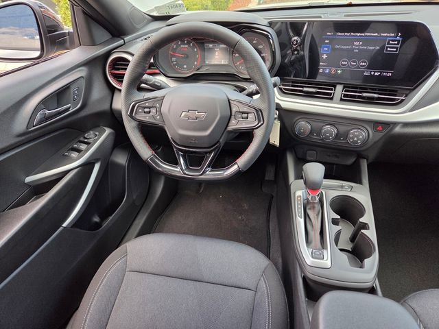 New 2026 Chevrolet Trax RS w/ Sunroof Package image 17