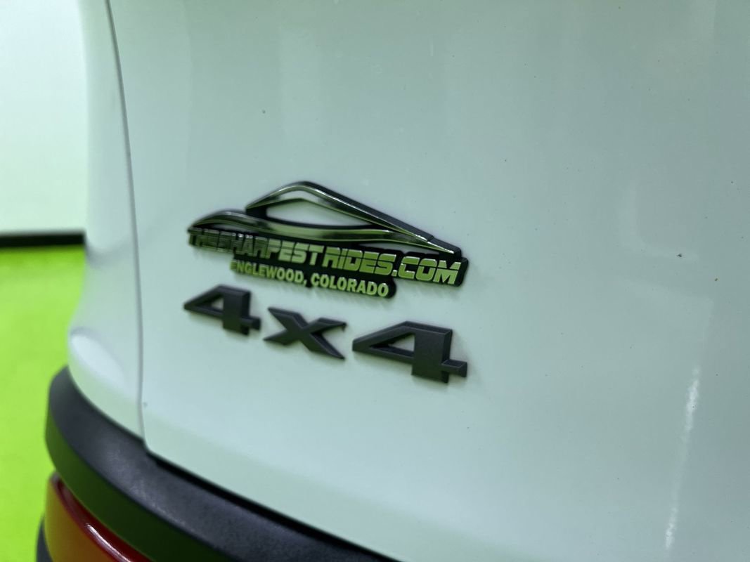Used 2014 Jeep Cherokee Trailhawk w/ Leather Interior Group AWD/4WD image 12