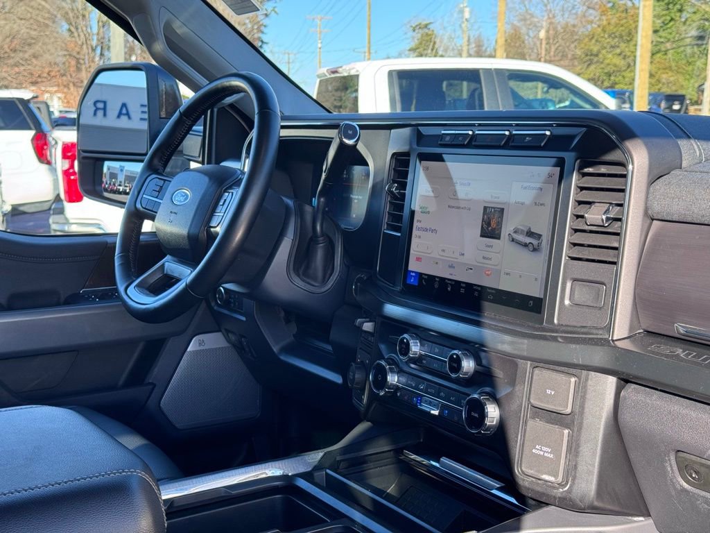 Used 2024 Ford F250 Lariat image 29