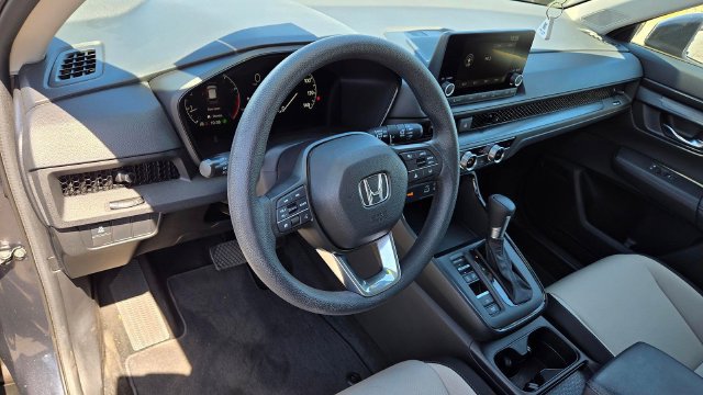 Used 2025 Honda CR-V EX image 9
