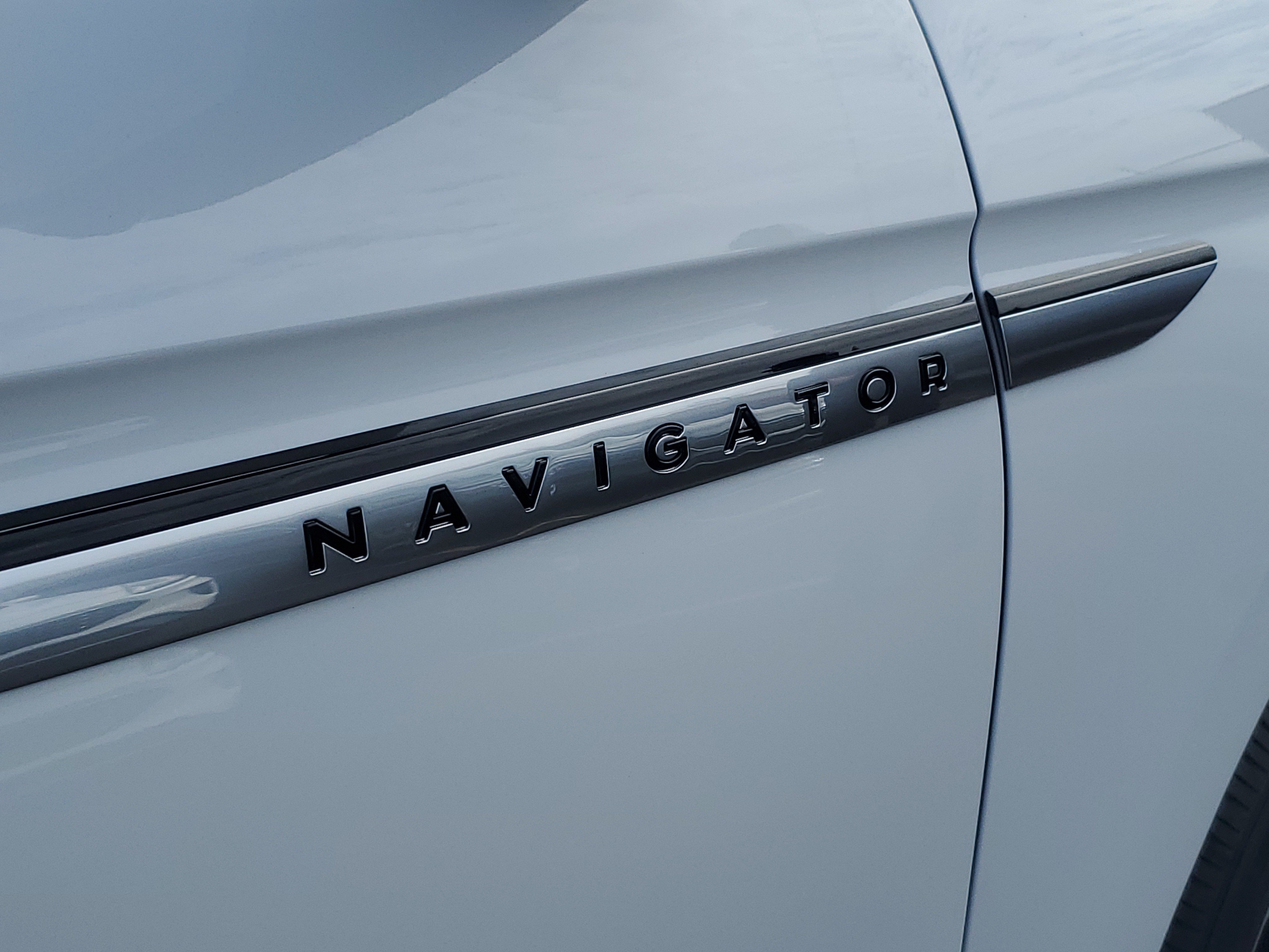 New 2026 Lincoln Navigator Reserve AWD/4WD image 6