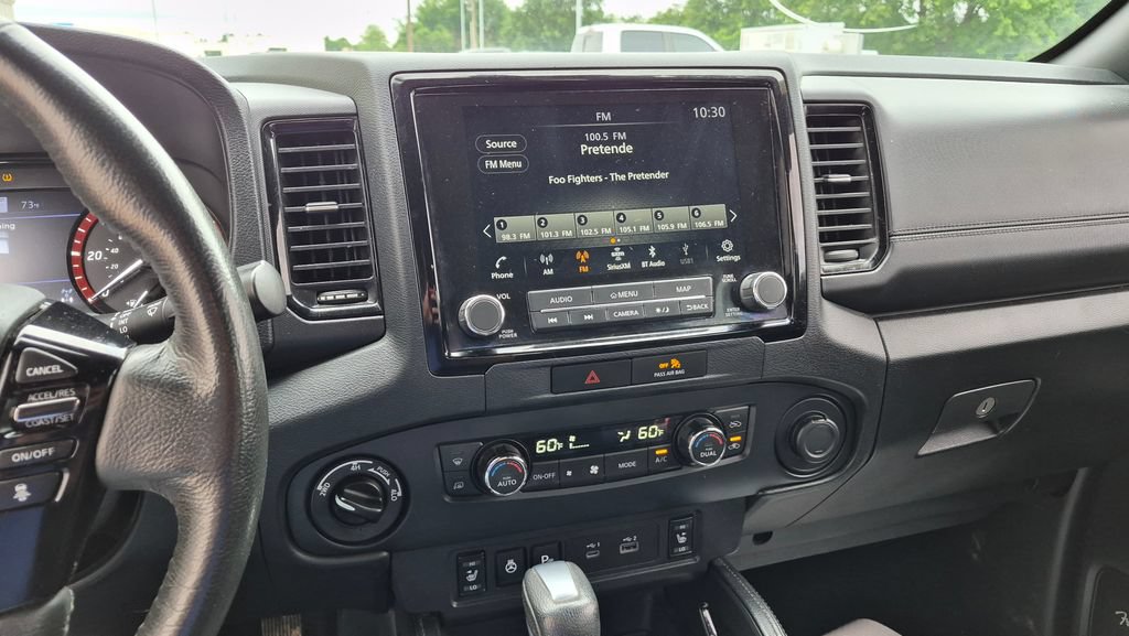 Used 2022 Nissan Frontier PRO-4X w/ Pro-4X Premium Package AWD/4WD image 12