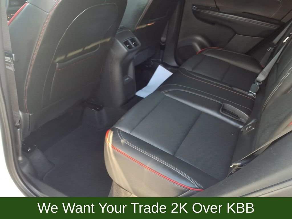 Used 2022 Buick Envision Essence w/ Technology Package II image 23