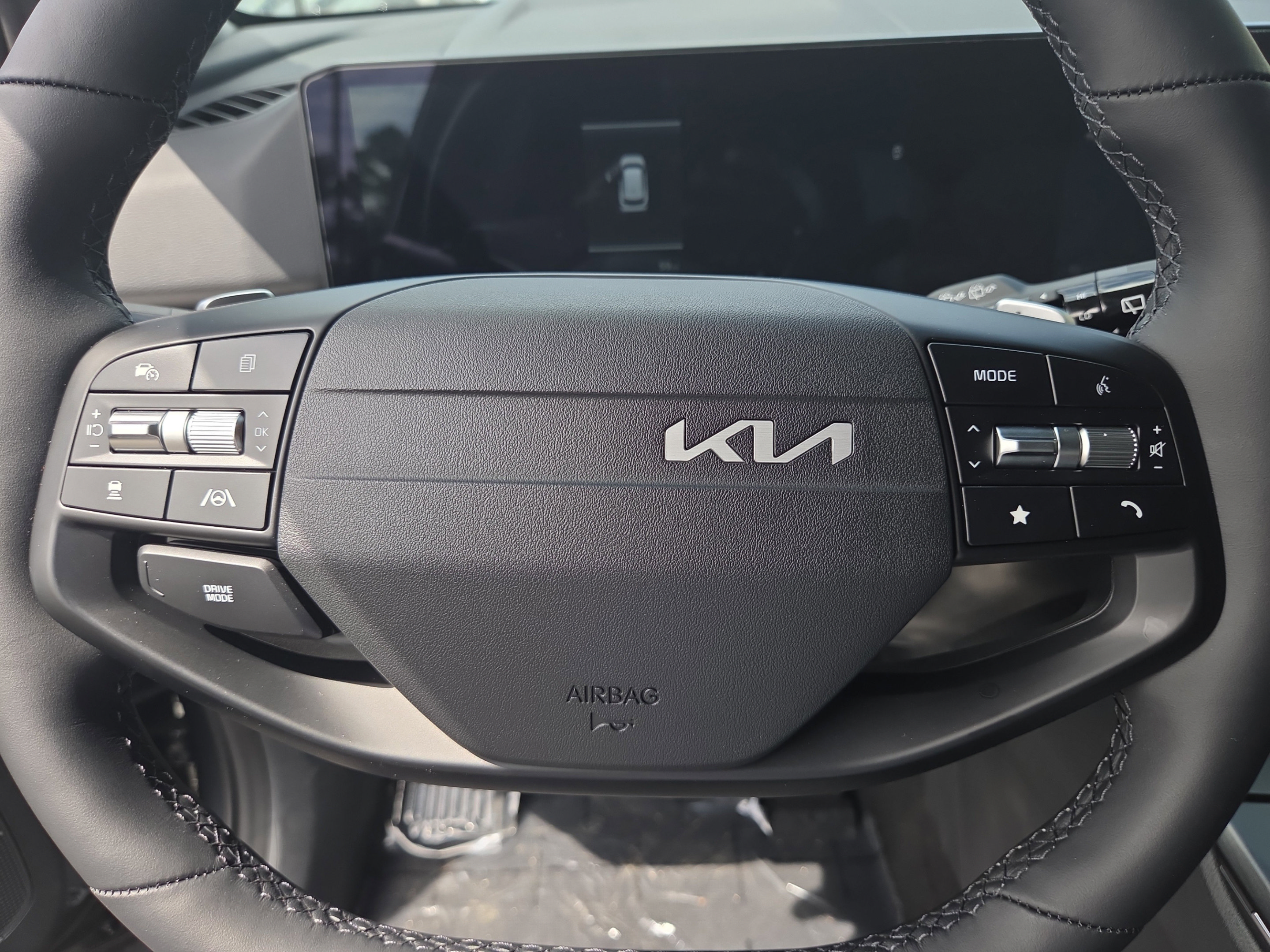 New 2026 Kia Sportage LX FWD image 37