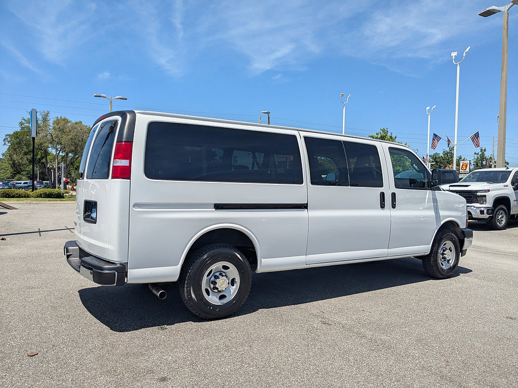 Certified 2024 Chevrolet Express 3500 LT w/ LT Preferred Equipment Group RWD image 6
