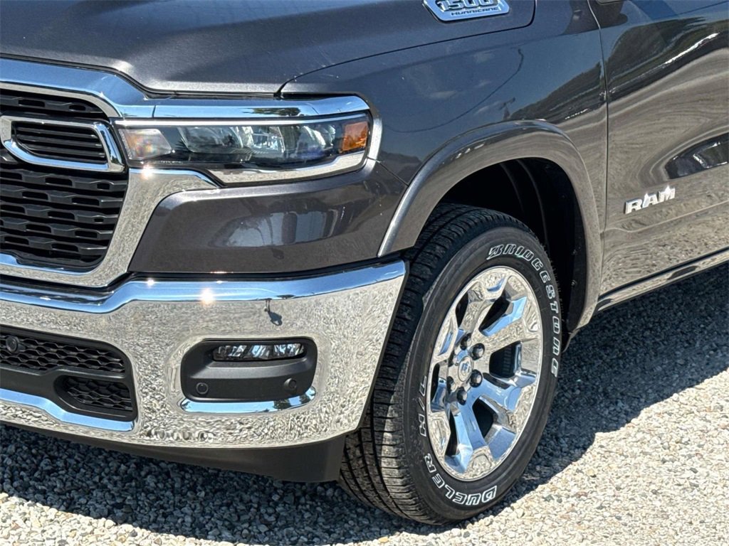 New 2026 RAM 1500 4x4 Crew Cab image 10