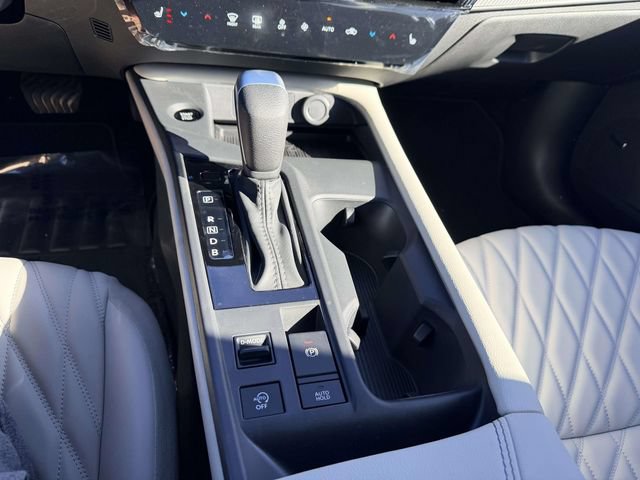 New 2026 Nissan Sentra SL w/ Floor Mat Package FWD image 23